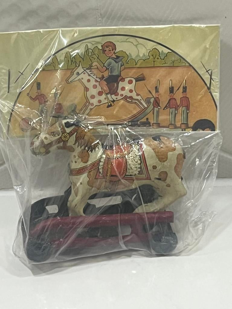 Vintage blikken speelgoed paardje op wielen ca. 10 cm Japan, Antiek en Kunst, Verzenden
