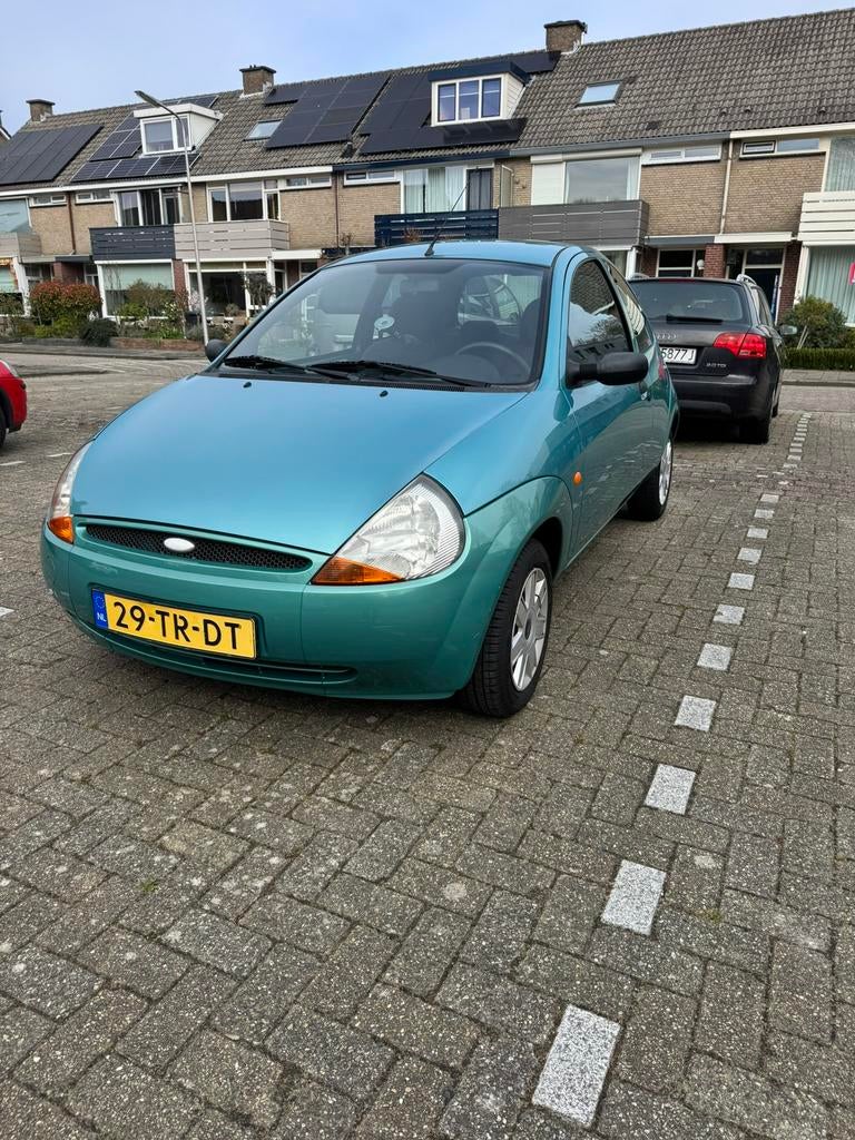 Ford Ka 1.3 I 44KW 2006 Groen, Auto's, Voorwielaandrijving, 1299 cc, Stof, 31 €/maand