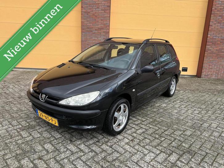 Peugeot 206 SW 1.4 Nieuwe APK, Auto's, Peugeot, Bedrijf, Te koop, ABS, Airbags, Alarm, Centrale vergrendeling, Elektrische buitenspiegels