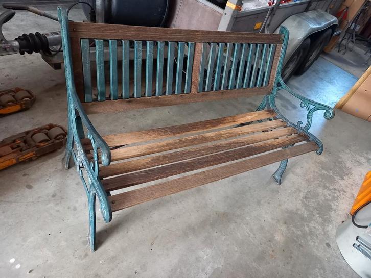 Vintage Tuinbank met gietijzeren frame en houten latten, Tuin en Terras, Tuinbanken, Gebruikt, Ophalen