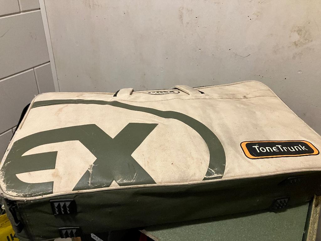 Pedal case t rex, Ophalen, Gebruikt, Overige instrumenten