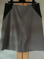 Grijszwarte rok met zakken maat 46, Verzenden, Maat 46/48 (XL) of groter, Zo goed als nieuw, Knielengte