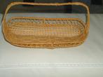 ouderwets mandje met hengsel 24 x 13 x 15, Mand, Ophalen of Verzenden, Zo goed als nieuw, Riet