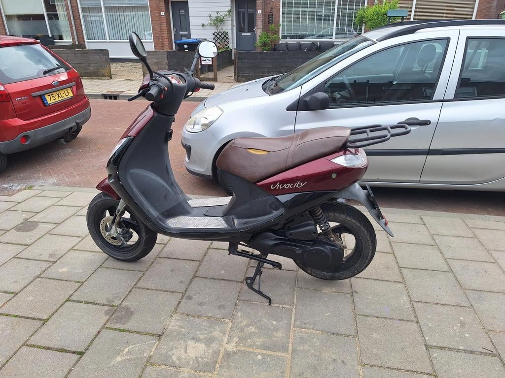 Nette vivacity 2t, Fietsen en Brommers, Snorfietsen en Snorscooters, Ophalen of Verzenden, Zo goed als nieuw, Tweetakt, Peugeot