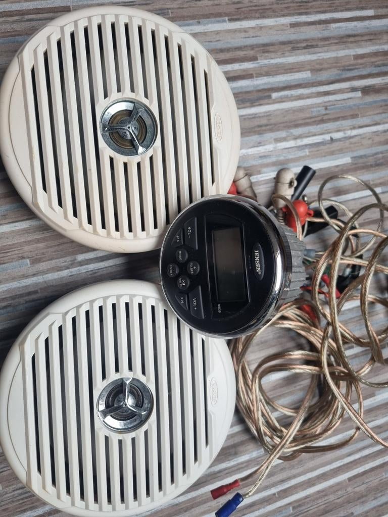 Radio met Bluetooth, Watersport en Boten, Ophalen, Zo goed als nieuw, Kind, Wetsuit