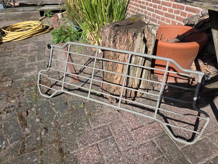 Origineel Volvo V70 hondenrek, Auto diversen, Hondenrekken, Ophalen