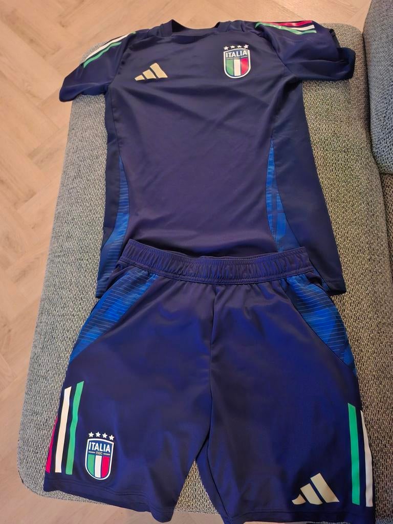 Trainingsset Italië shirt XS broek S, Ophalen of Verzenden