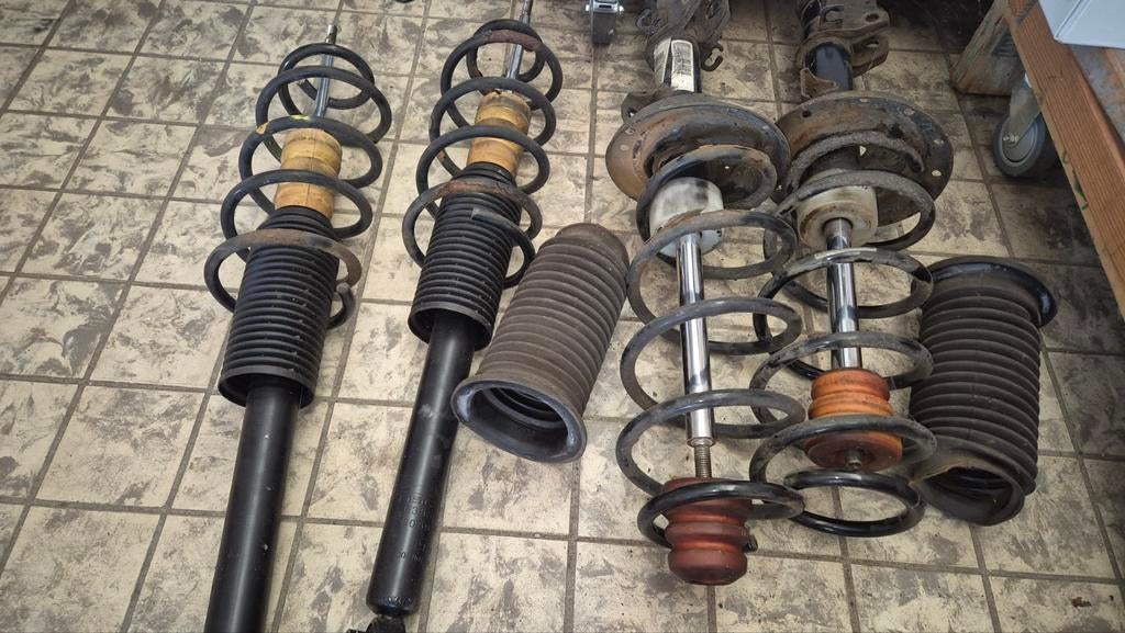 Complete fiat grande punto veren en schokbrekers set, Auto-onderdelen, Ophalen, Nieuw, Fiat