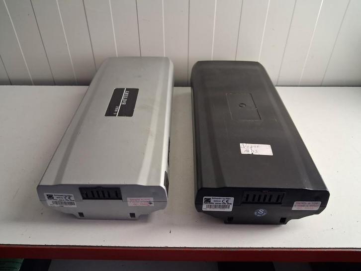 2 stuks defecte fiets Vogue Talent Hollandia jceb360 Wall-ES, Fietsen en Brommers, Fietsaccessoires | Fietsaccu's, Gebruikt, Ophalen of Verzenden