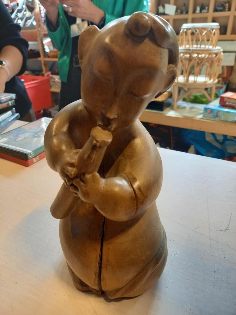 Antiek houten beeld "man met fluit", Ophalen