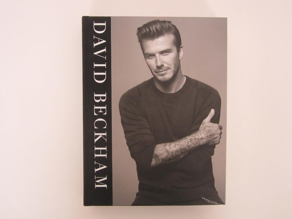 David Beckham, Luxe Hardcover linnen rug, Biografie/fotoboek, Boeken, Ophalen of Verzenden, Nieuw, Sport