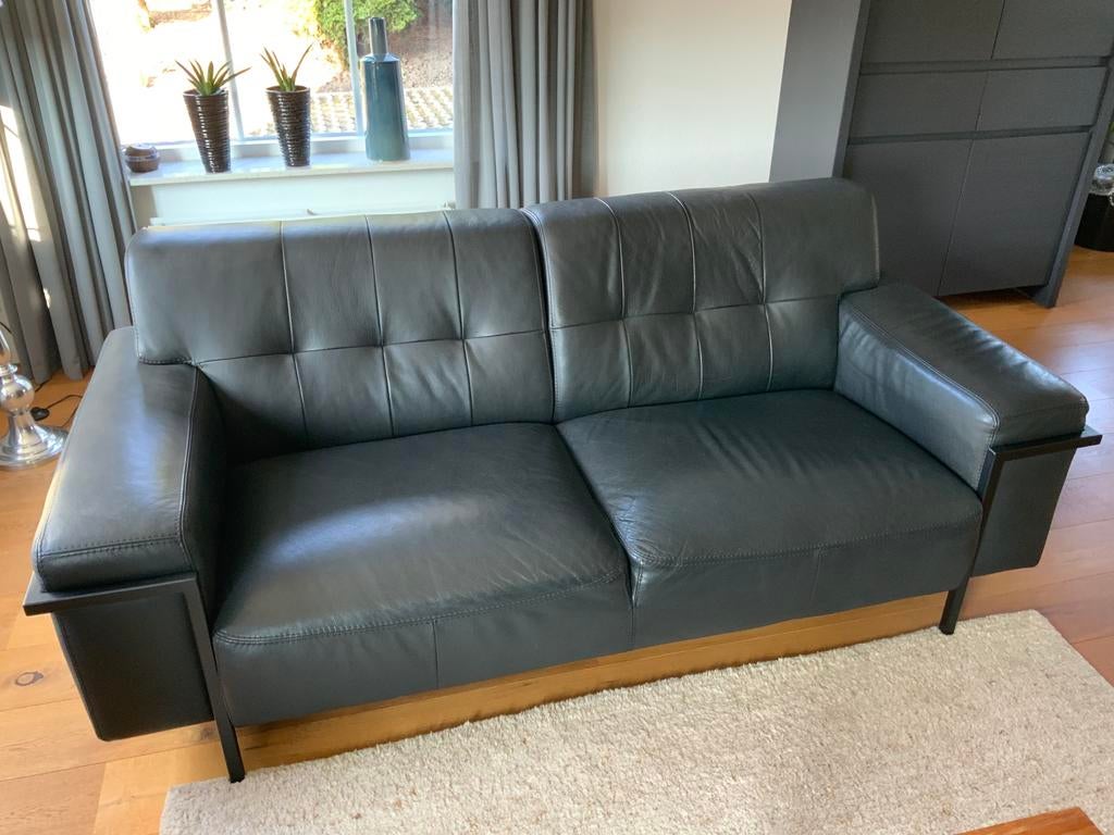 2,5 zits leren bank, Ophalen, Zo goed als nieuw, Rechte bank, 200 tot 250 cm