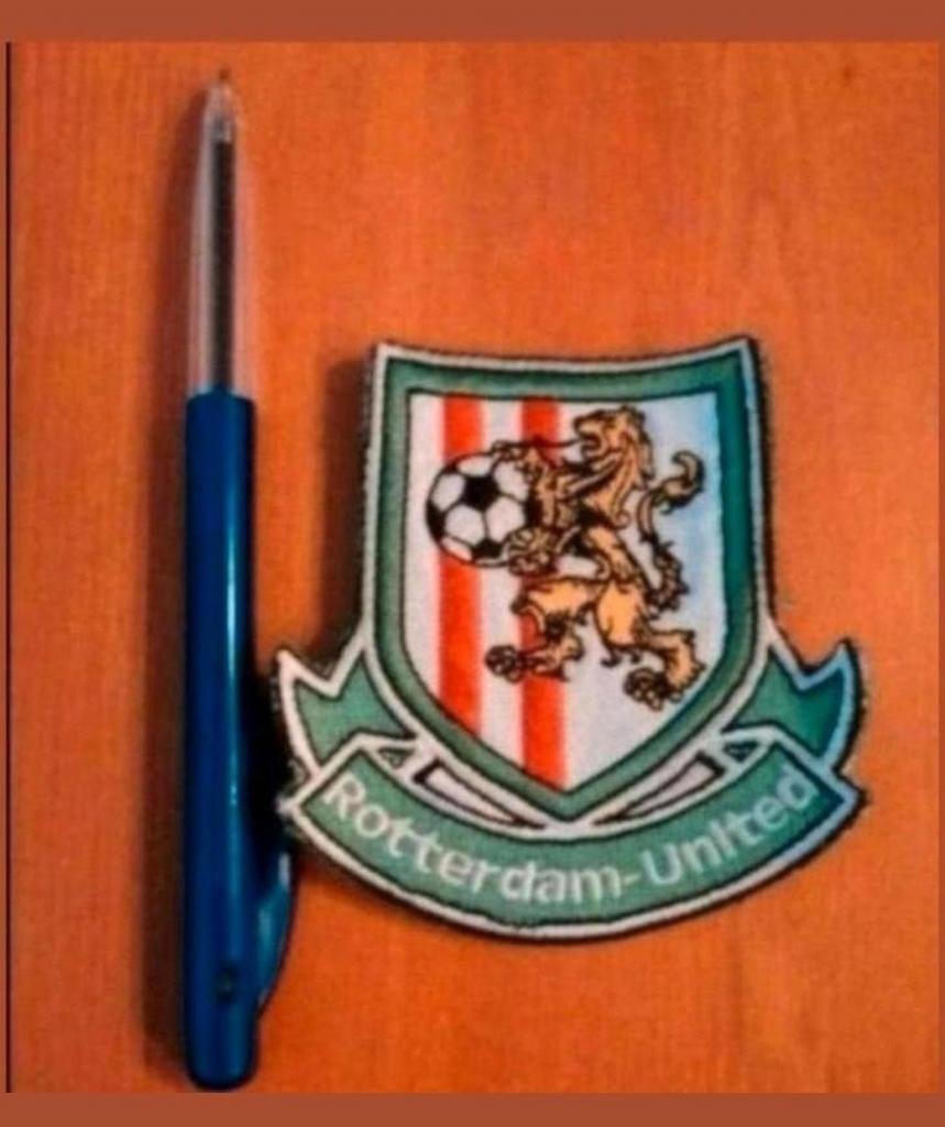 Rotterdam-United Voetbal Club Patch, Verzamelen, Sportartikelen en Voetbal, Ophalen of Verzenden