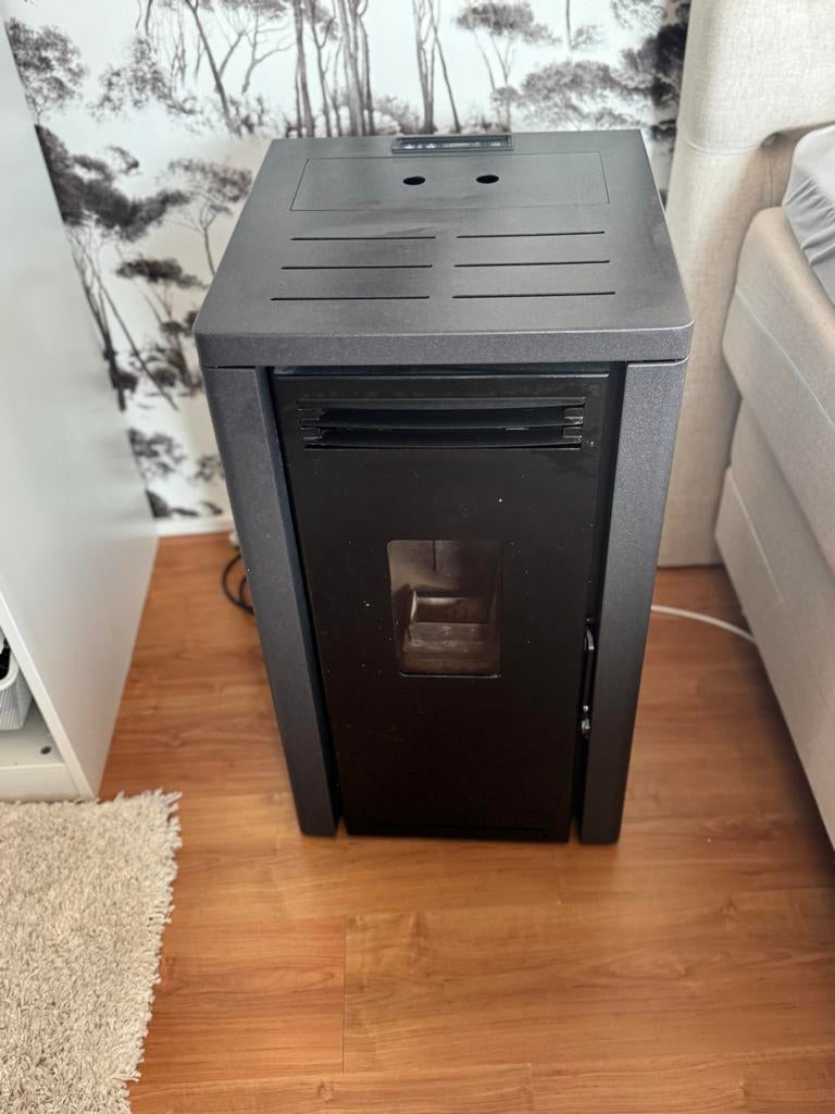 Pelletkachel Horus 6,5 kW met toebehoren en pellets, Huis en Inrichting, Ophalen, Gebruikt, Vrijstaande haard, Overige soorten