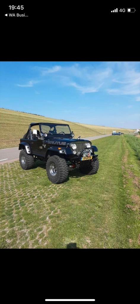 Jeep CJ7 5.9 amc v8 aut 1980 Zwart top staat ( helemaal af), Auto's, Automaat, CJ, 4 stoelen, Zwart