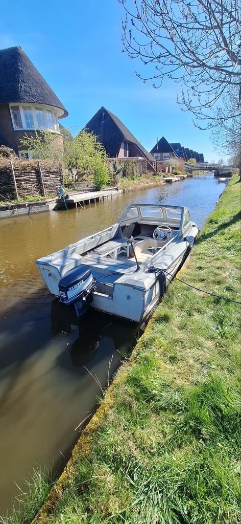 Beekman Polyester boot  met 25 pk Yamaha buitenboordmotor, Ophalen, 10 tot 30 pk, Gebruikt, Tot 6 meter