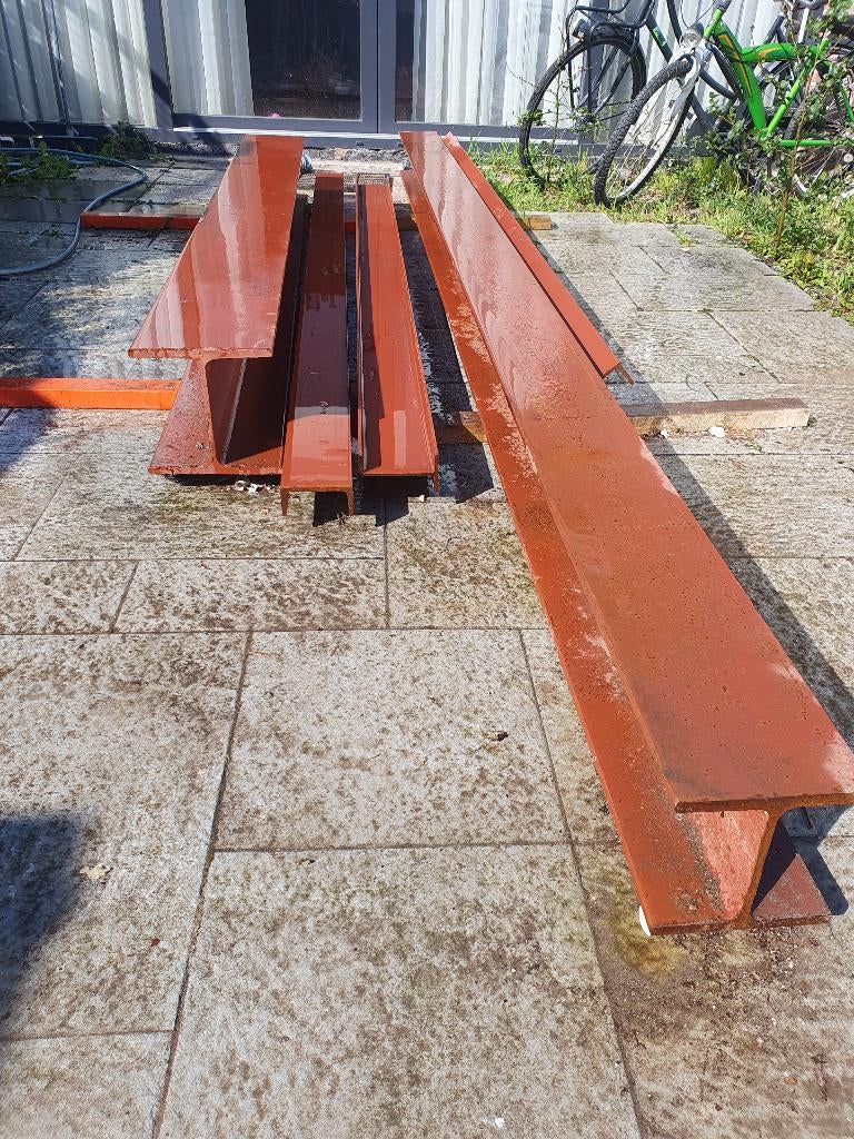 Stalen balken UPE ,IPE, HEA, Ophalen, Zo goed als nieuw, IJzer