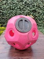 Hooi bal, Toebehoren