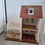 Klein poppenhuis 1:24 maten B: 24, D 20, H 43 cm, Ophalen, Gebruikt, Poppenhuis