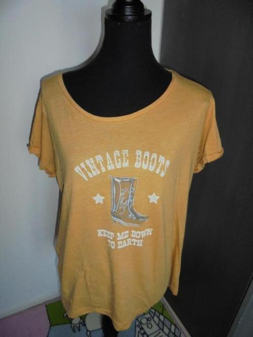 Okergele shirt maat 46, Kleding | Dames, T-shirts, Zo goed als nieuw, Maat 46/48 (XL) of groter, Korte mouw, Ophalen of Verzenden
