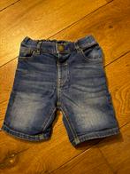 Short Next maat 104, Kinderen en Baby's, Kinderkleding | Maat 104, Broek, Ophalen of Verzenden, Zo goed als nieuw, Next