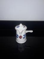 Sc Maestricht Boerenbond stroopkannetje 483a, Antiek en Kunst, Antiek | Servies los, Verzenden