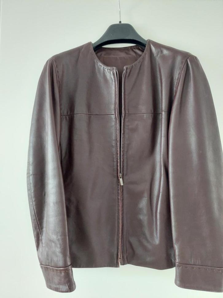 Donkerbruin echt leren jasje in Maat 38 van het merk Arma., Kleding | Dames, Jassen | Winter, Gedragen, Maat 38/40 (M), Bruin