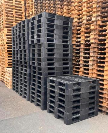 Kunststof steenpallets 100x120 beschikbaar voor biedingen