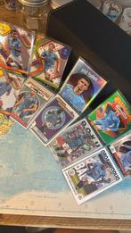 10 Topps Manchester City Spelers (Doku, Rodri, De Bruyne), Ophalen of Verzenden, Zo goed als nieuw, Meerdere plaatjes
