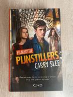 Carry Slee “Pijnstillers”, Boeken, Ophalen of Verzenden, Zo goed als nieuw