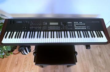 Yamaha MOXF8 Synthesiser – Immaculate Condition with Extras beschikbaar voor biedingen