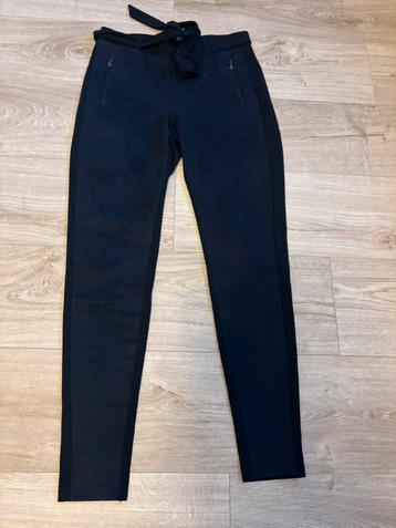 Studio Anneloes broek m beschikbaar voor biedingen