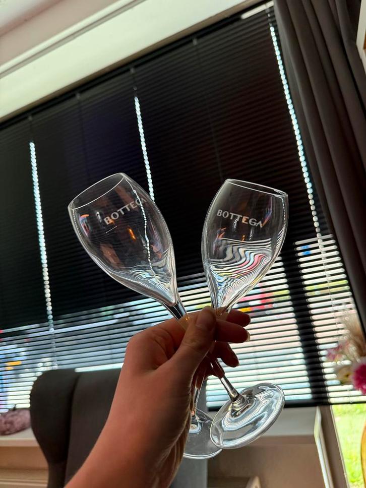 Bottega Champagne Glazen, Huis en Inrichting, Keuken | Servies, Zo goed als nieuw, Glas of Glazen, Effen, Glas, Ophalen of Verzenden