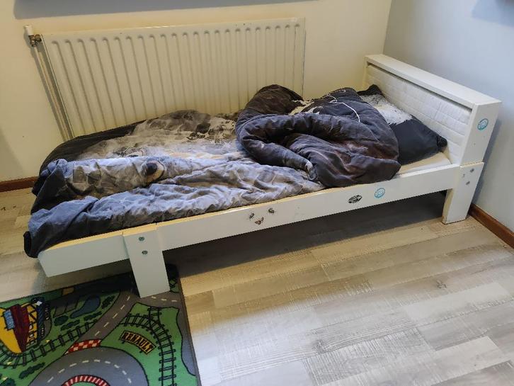 Meegroeibed IKEA, Kinderen en Baby's, Kinderkamer | Bedden, Gebruikt, 180 cm of meer, 70 tot 85 cm, Lattenbodem, Matras, Ophalen