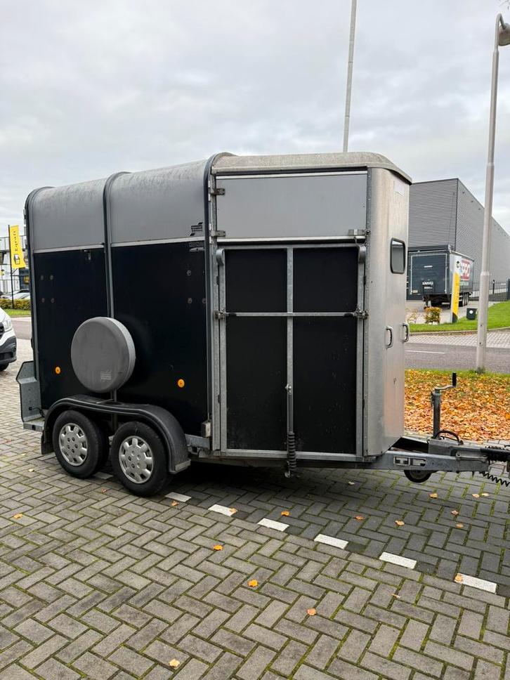 Ifor Williams HB506 2 paards trailer, Dieren en Toebehoren, Paarden en Pony's | Trailers en Aanhangwagens, Zo goed als nieuw, Aluminium
