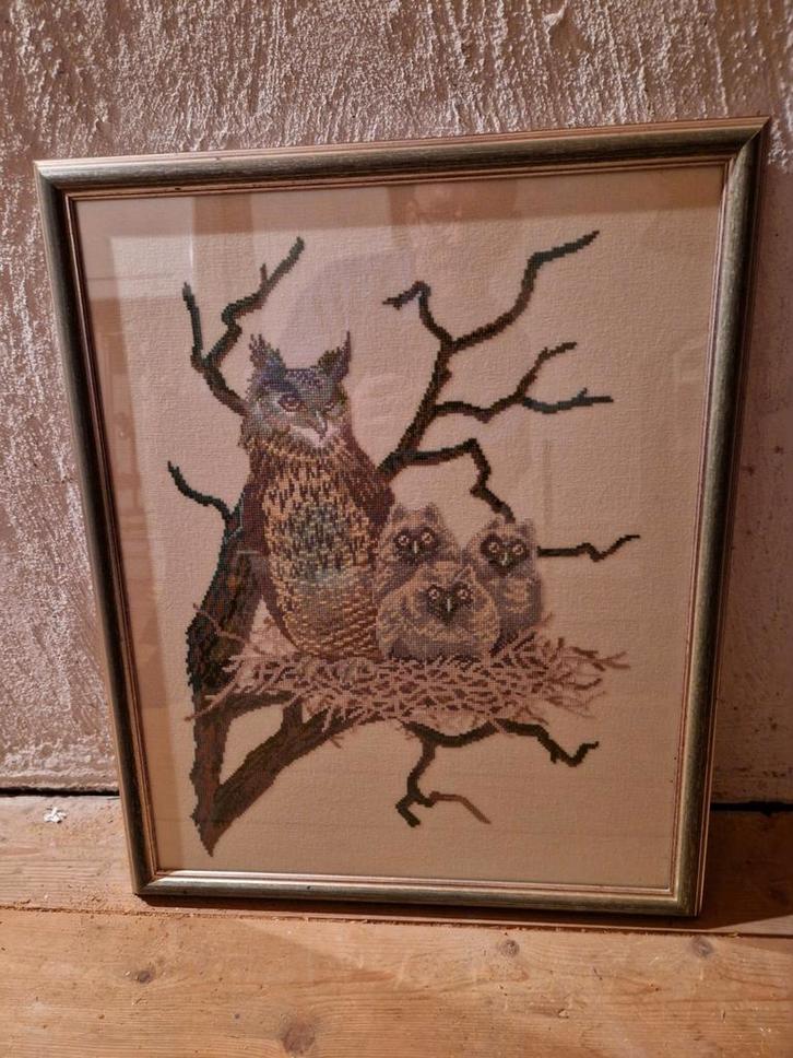 Vintage Handgeborduurde Uilen in Lijst, Hobby en Vrije tijd, Borduren en Borduurmachines, Gebruikt, Borduurpakket, Handborduren