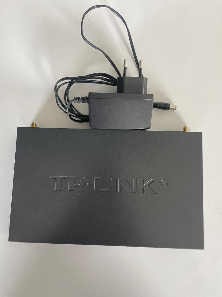 TP-Link TL-ER604W Wireless N Gigabit VPN Router, Computers en Software, Routers en Modems, Gebruikt, Ophalen of Verzenden