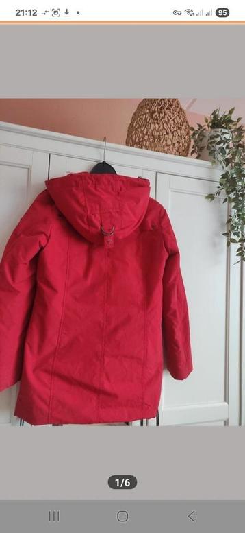 CANADIENS winterjas | maat 164 | rode jas | rits & capuchon
 beschikbaar voor biedingen