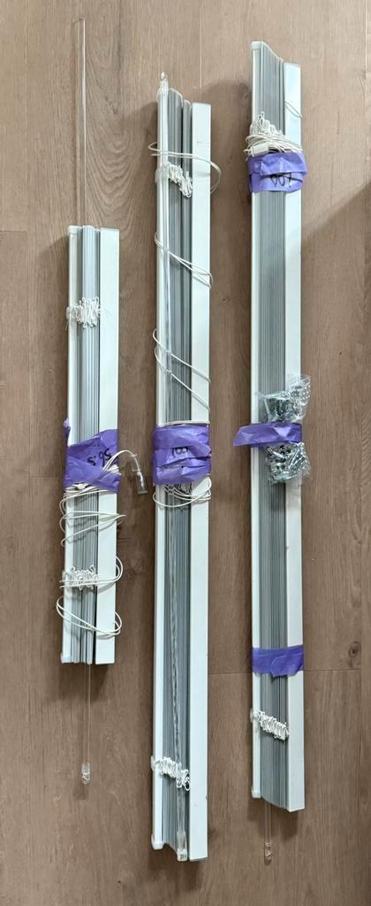 3 witte luxaflex aangeboden, Huis en Inrichting, Stoffering | Gordijnen en Lamellen, Gebruikt, 100 tot 150 cm, Wit, Ophalen