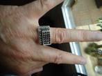 echt zilveren ring strak model met steentjes mt 17,5 zil 925, Sieraden, Tassen en Uiterlijk, Ringen, Met kristal, Gebruikt, Ophalen of Verzenden