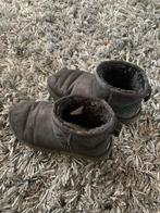 Oude Uggs, nog prima voor een tweede ronde!, Ophalen of Verzenden, Gedragen, Zwart, Pantoffels of Sloffen