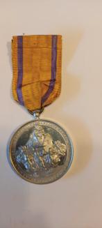Loreto Religieuze Medaille - Zilverkleurig, Antiek en Kunst, Antiek | Religie, Ophalen of Verzenden