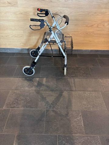 Excel Rollator ExcelCare XL-40 – stabiel en praktisch beschikbaar voor biedingen