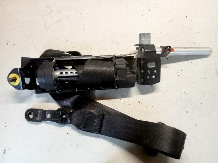 Veiligheidsgordel rechts-voor van een Volvo V50, Auto-onderdelen, Interieur en Bekleding, Volvo, Gebruikt, 3 maanden garantie