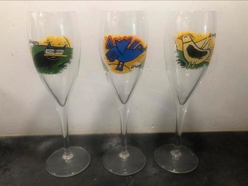 Corneille Champagne fluiten/glazen 3 stuks, Verzamelen, Glas en Borrelglaasjes, Zo goed als nieuw, Overige typen, Ophalen