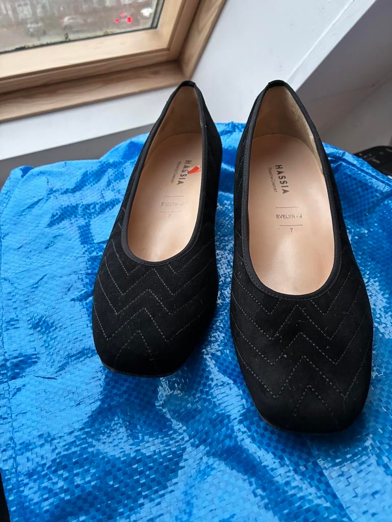Hassia Zwarte Pumps - Maat 39, Kleding | Dames, Schoenen, Ophalen of Verzenden, Gedragen, Zwart, Pumps