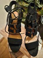 39 maat, Ophalen of Verzenden, Zo goed als nieuw