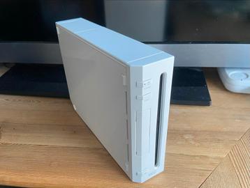 Nintendo Wii supercompleet (4 remotes etc.) + 40 spellen beschikbaar voor biedingen