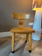 Houten kinderstoel / schoolstoeltje, Ophalen, Gebruikt, Bruin, Eén