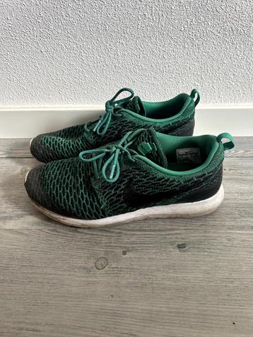 Nike Magista Sneakers beschikbaar voor biedingen